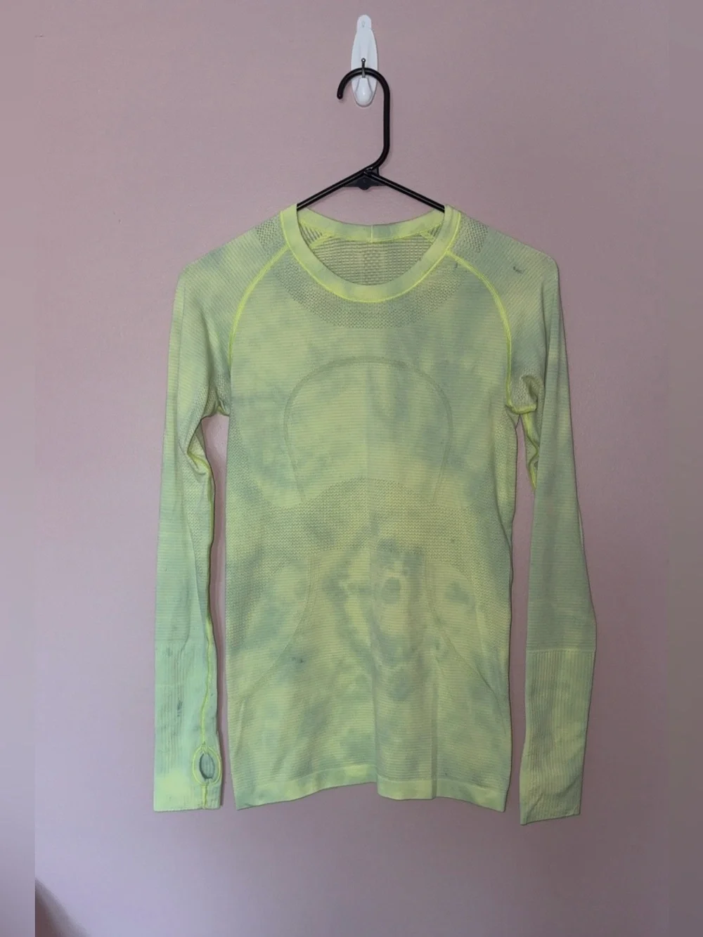 lululemon Athletica Swiftly Tech Longsleeve size 6